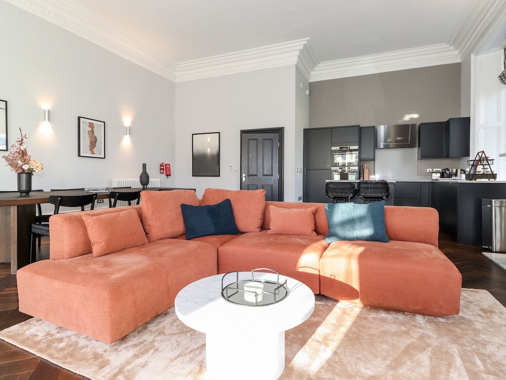 The Mary Maude Suite Stone Cross Mansion