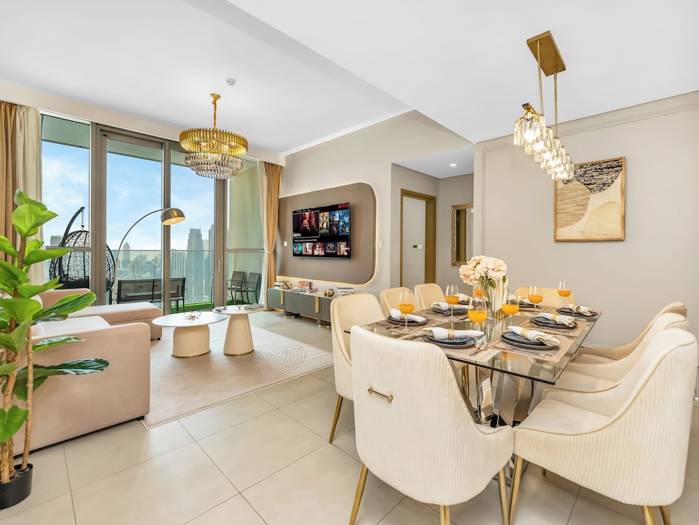 High Floor Burj Views over Dubai Mall