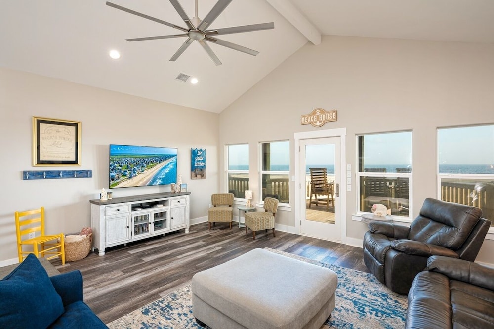 Perfectly Happy 4 Bedroom Home
