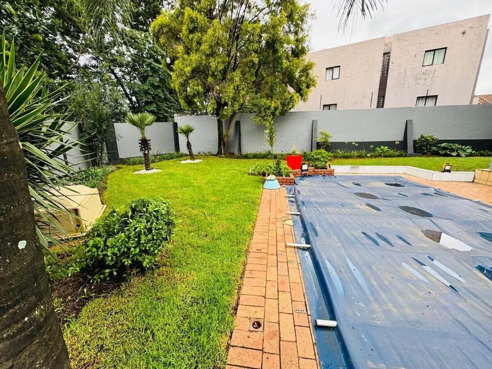 Villa Picasso - 2 Bed Villa