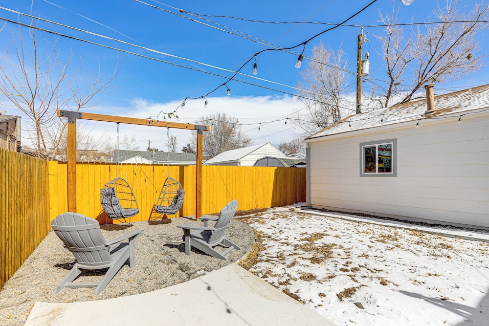 < 1 Mi to Olde Town Arvada: Home w/ Patio!