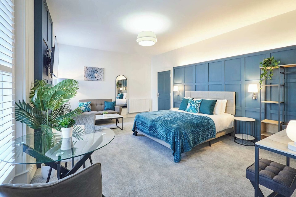 Host Stay The Langley Hotel Apartment 6
