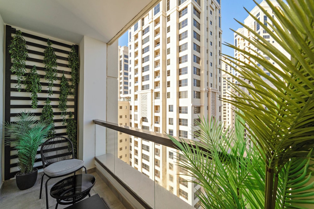 Luxury 3BR M Beachfront Retreat