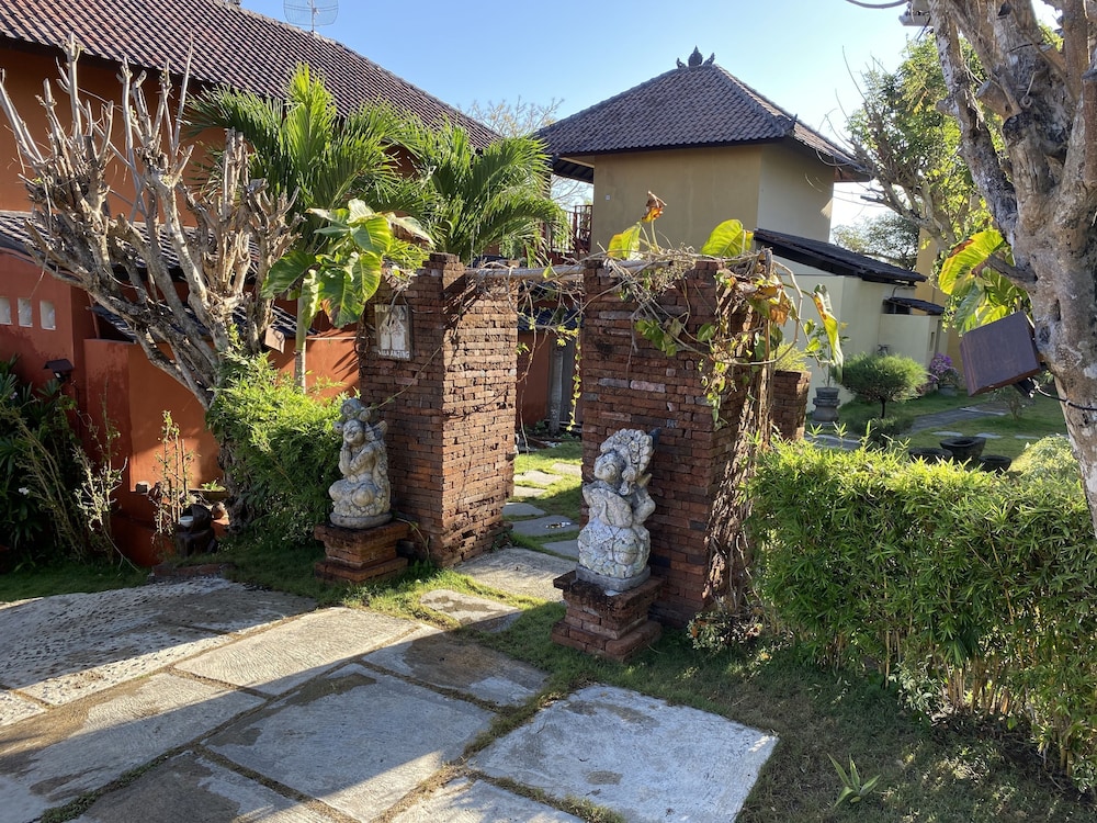 Villa Anjing 2