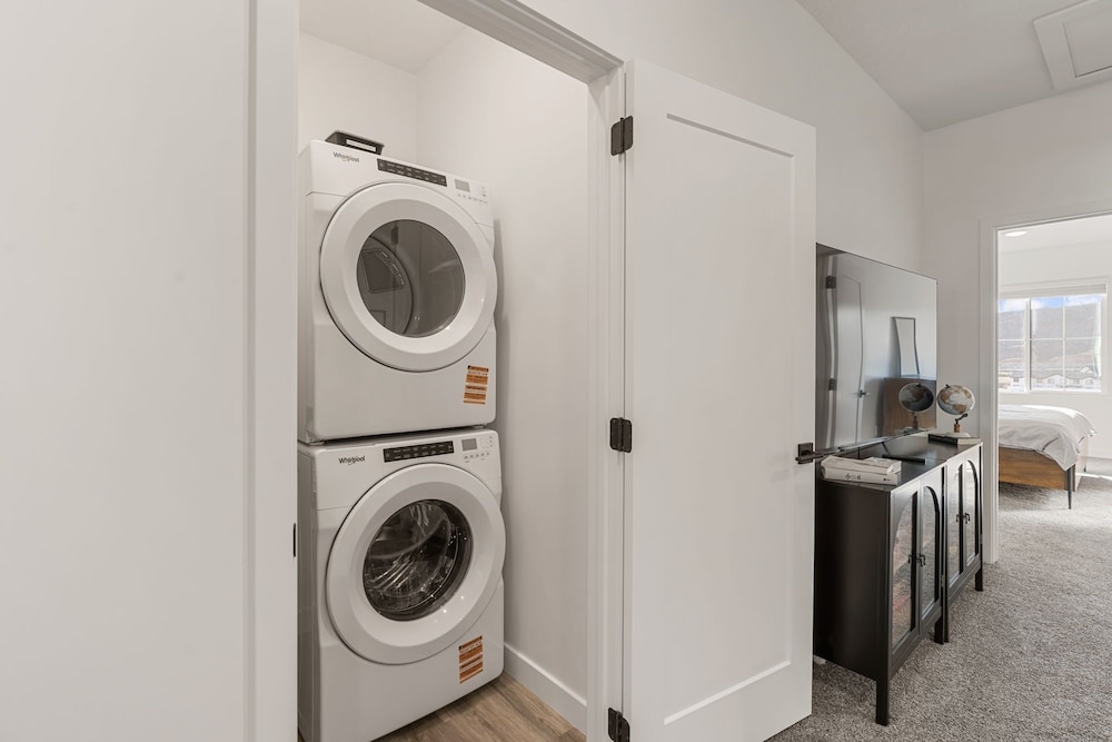 Desert Retreat Near Sand Hollow 4 Bedroom Townhouse