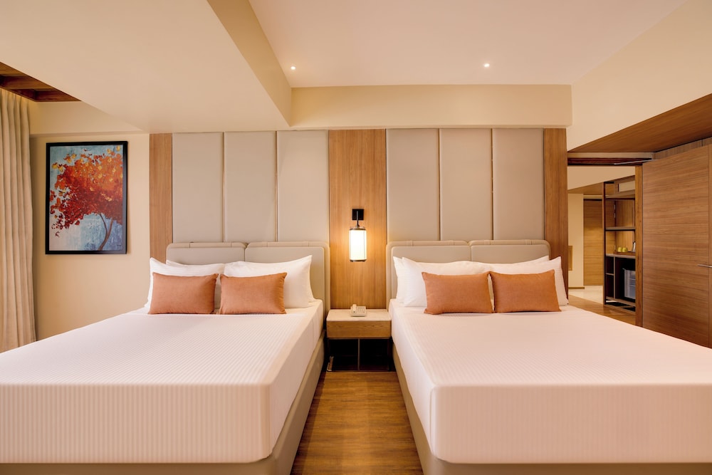 Lemon Tree Hotel Mall of Dehradun