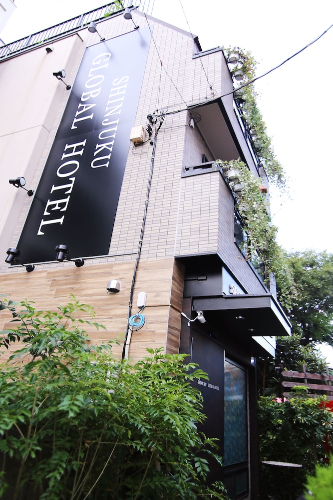 Shinjuku Global Hotel