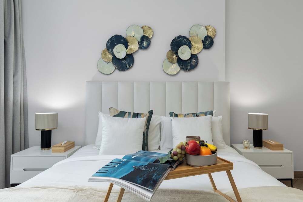 Maison Privee - Urban Parkside Living near the Iconic Dubai Frame