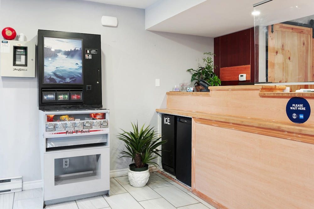 Cornwall Vacations - First Canada Inn Cornwall - Property Image 5