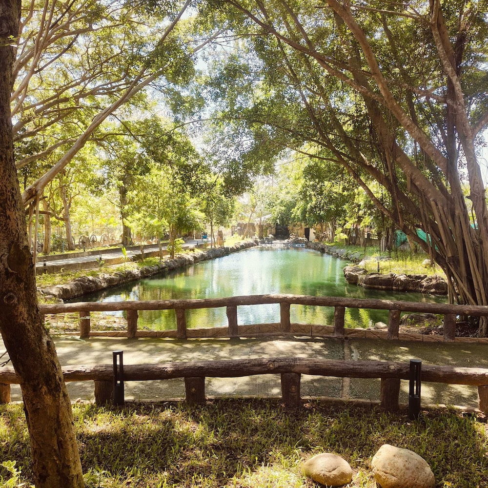 Varaya Resort