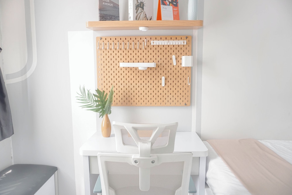 Good And Comfy Studio At Transpark Cibubur Apartment