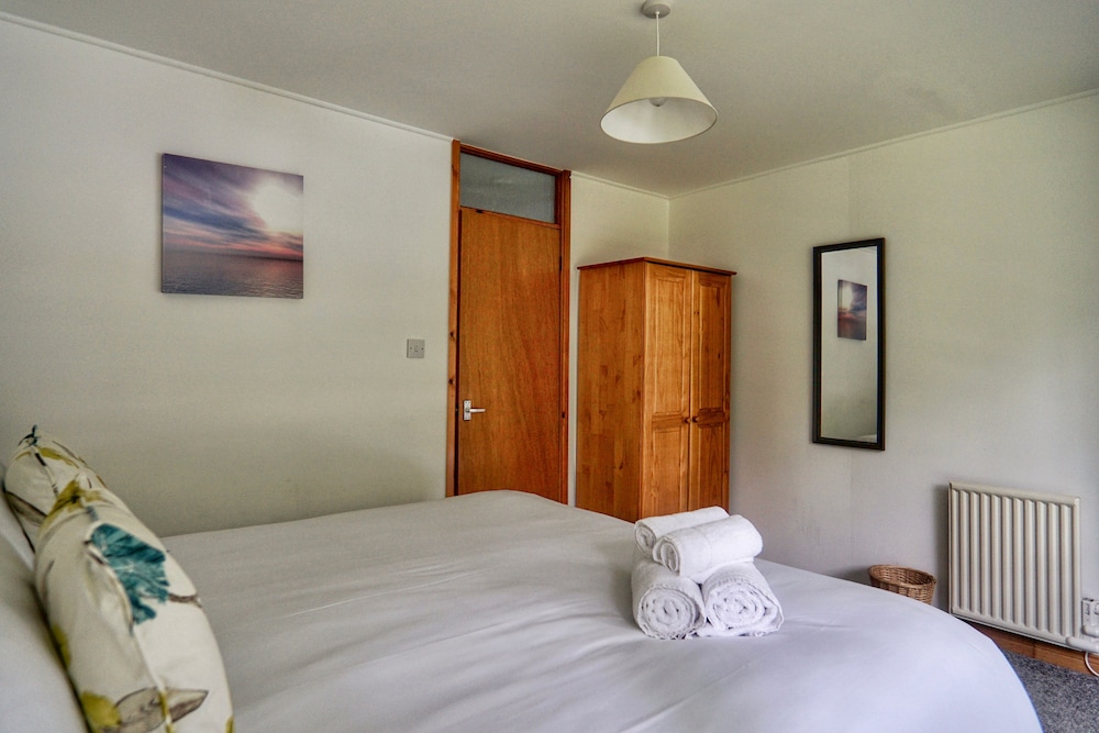 Special 2 Bedroom Home In White Cross