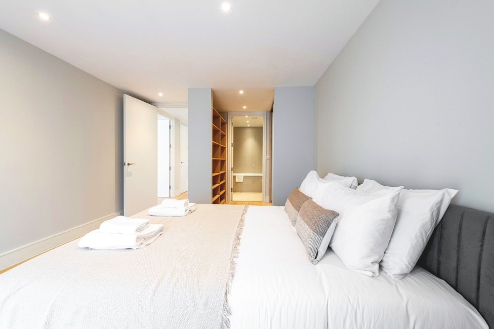 Accomodo London Southbank - Spacious & Elegant Apartments near Big Ben & London Eye