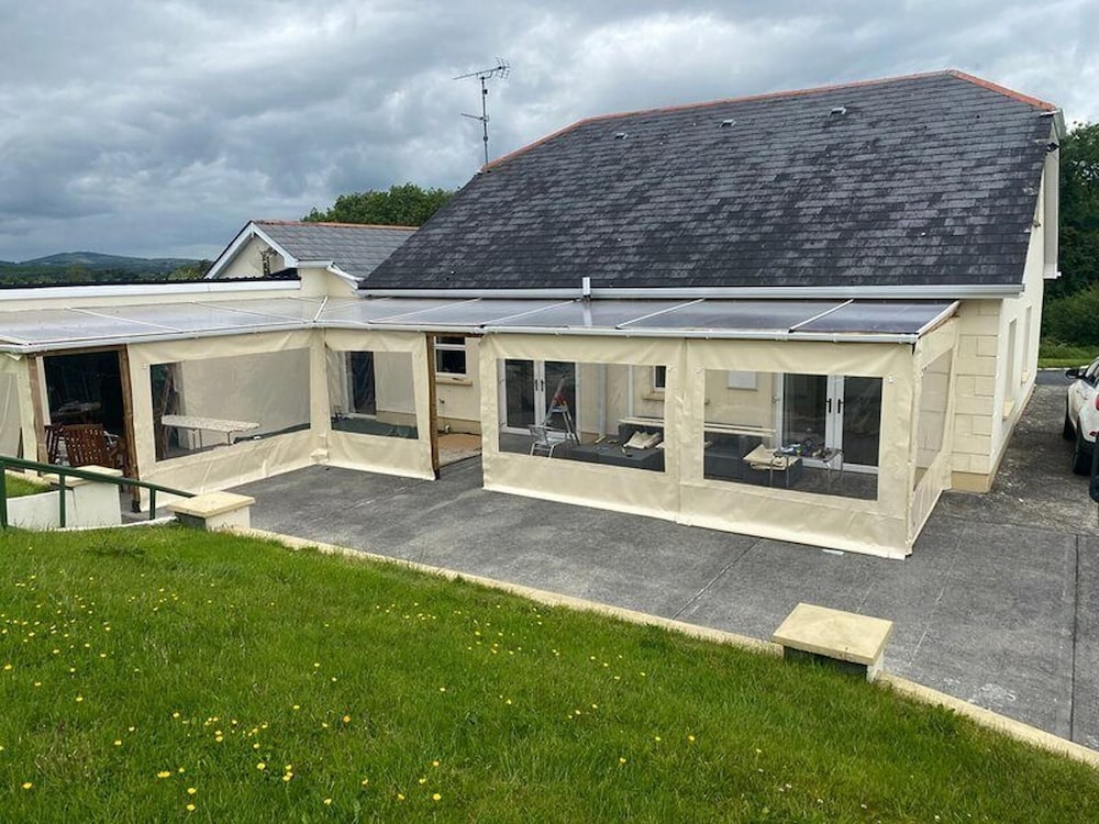 Petfriendly- Sleeps15- Largegarden- Lake District