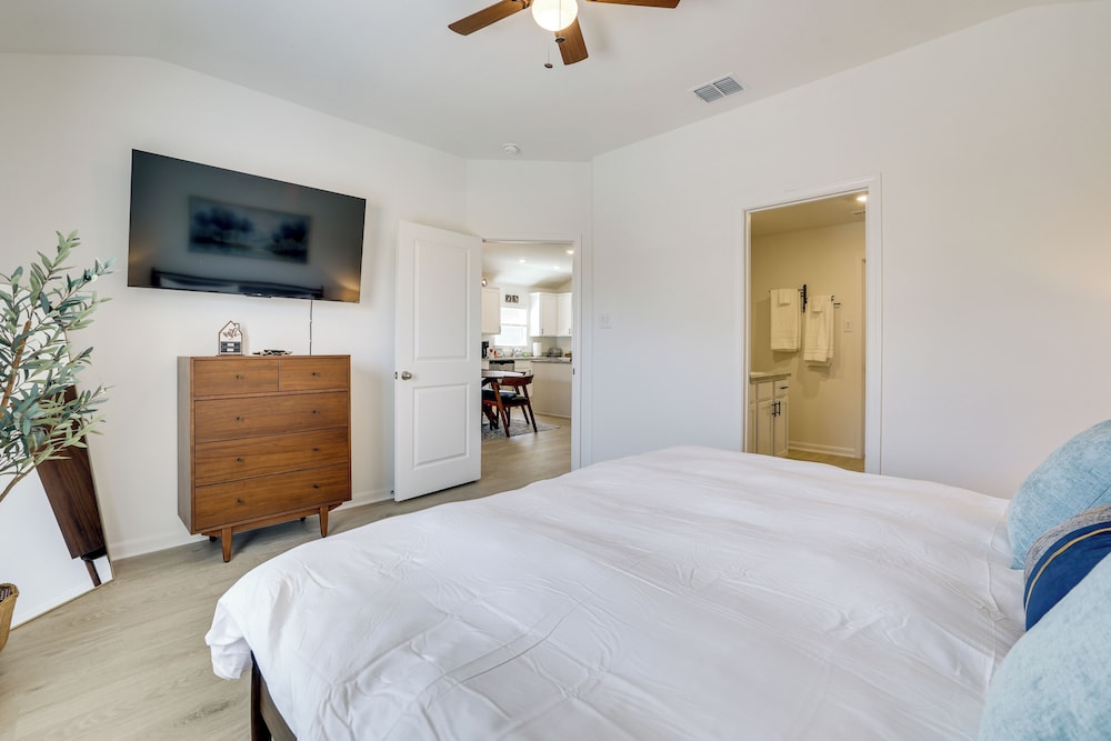 Game Room + Private Yard: Modern San Antonio Home