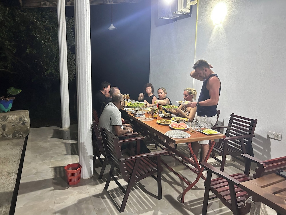 Neem Safari Lodge Yala