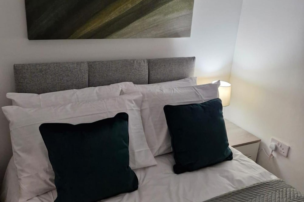 Sheffield Serenity House With 4 Bedrooms