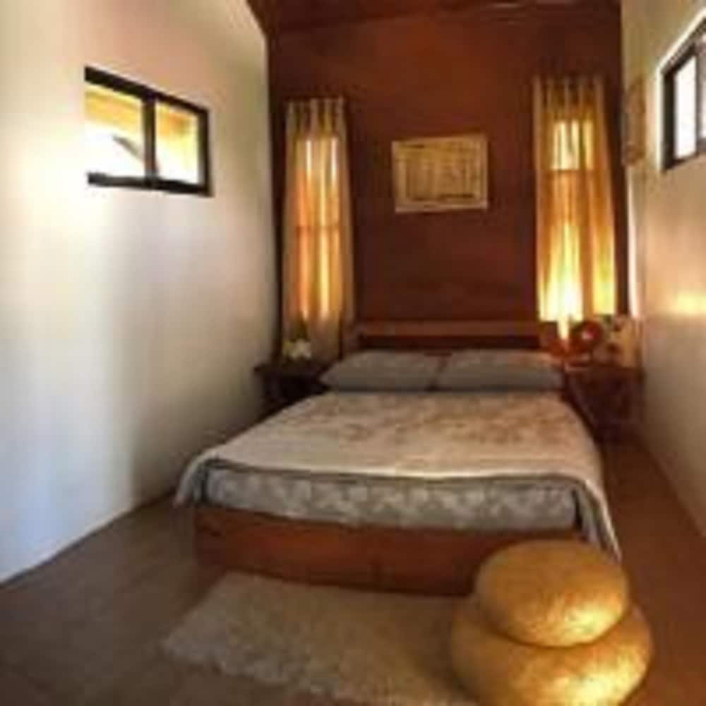 Spacio Caliraya B&B view 3