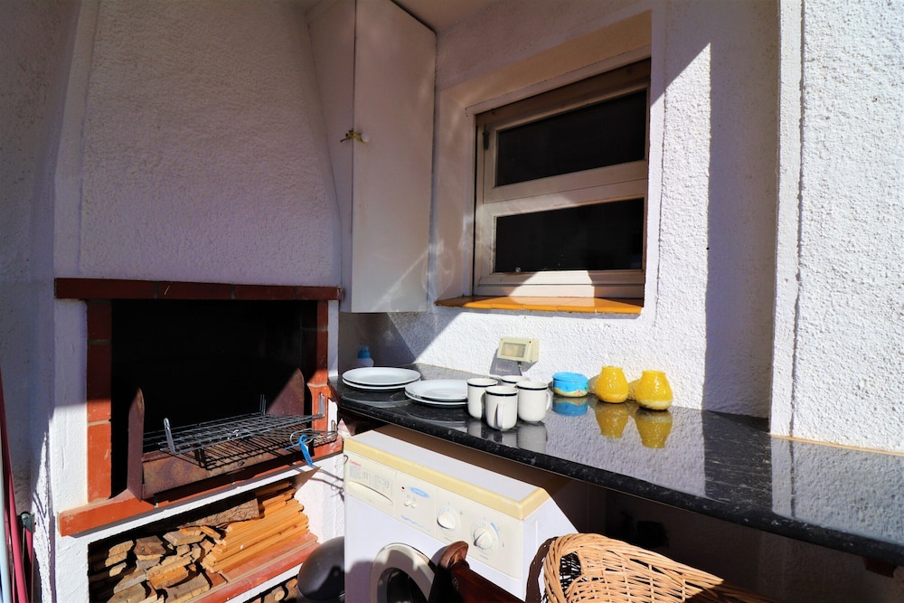 Apartment in Roses Near Beach