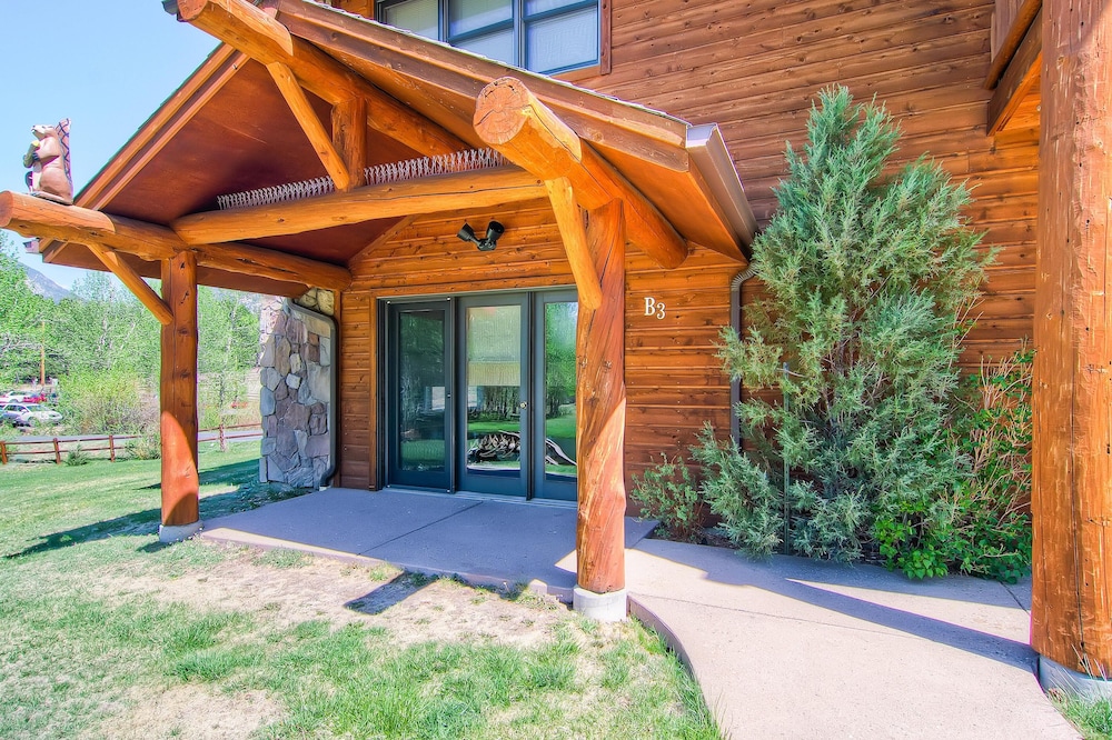 Black Canyon Inn Unit B3 view 2