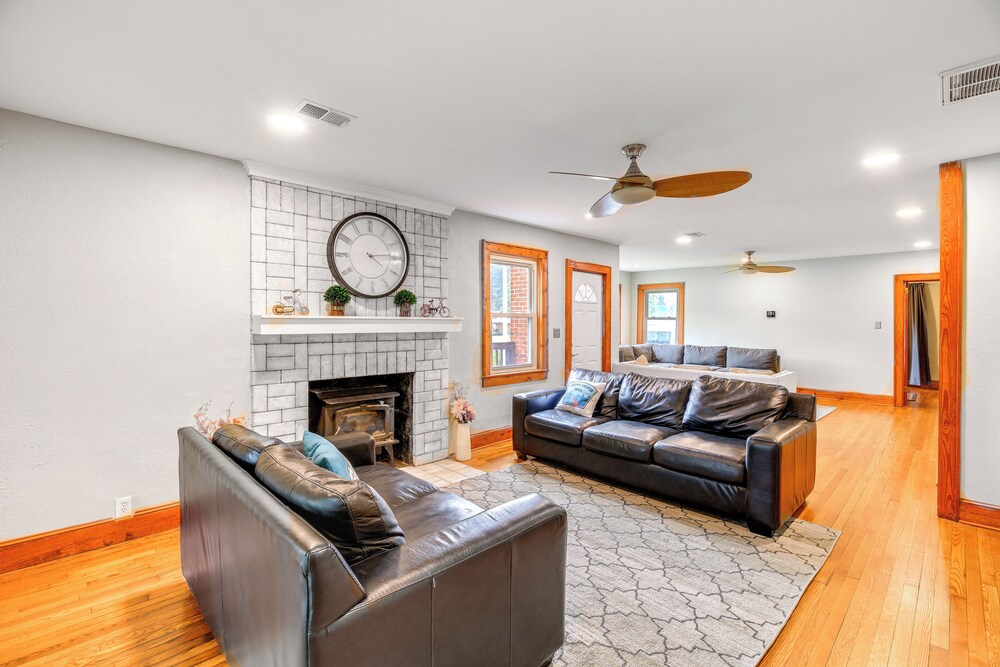 Charming Damascus Retreat w/ Deck & Creek Views! view 3