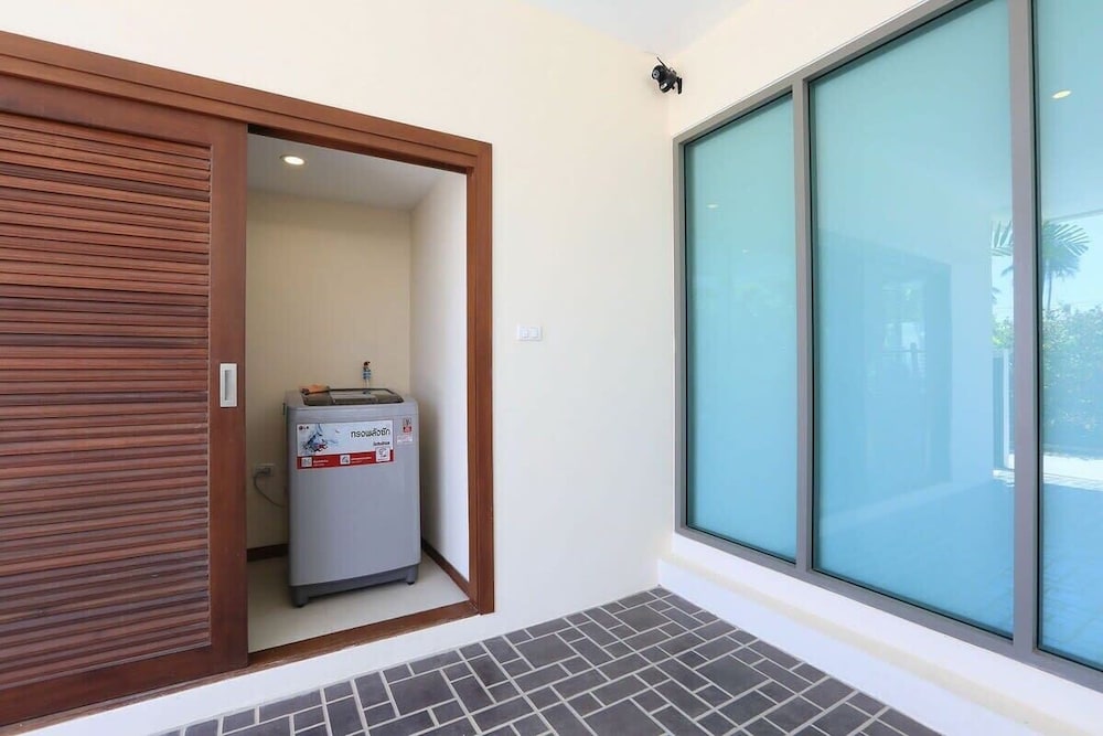 Laem Ka Residence by Tropiclook
