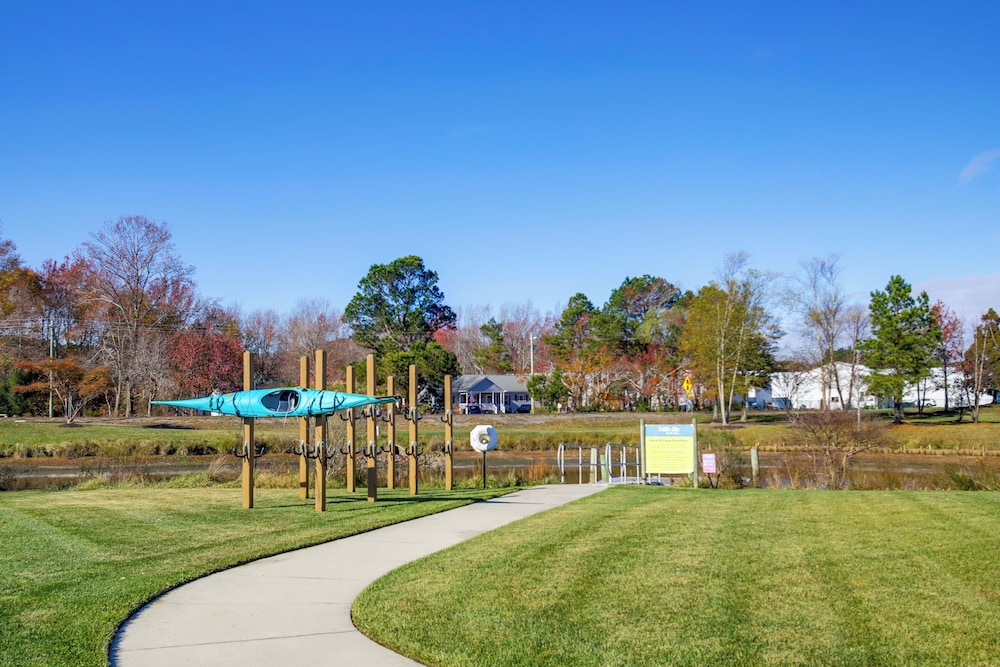 6 Mi to Bethany Beach: Family Home w/ Pool Access!