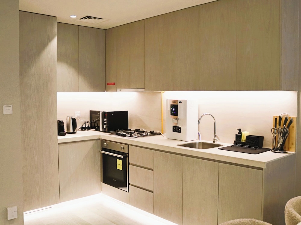 Condor Concept 7 - JVC Holiday Homes