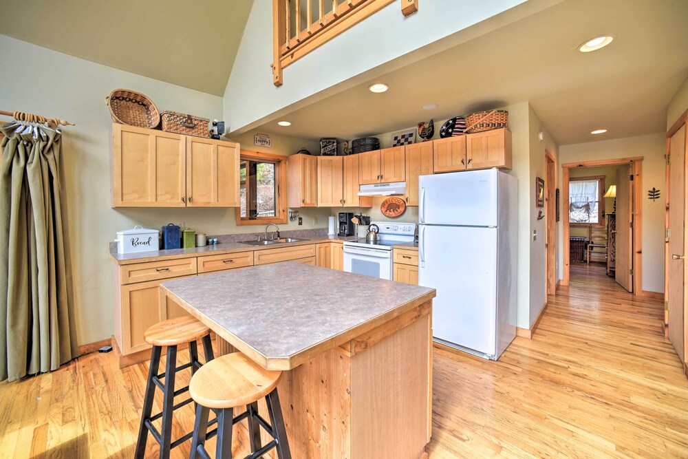 Adirondack Oasis: Lake House w/ Dock + Deck!