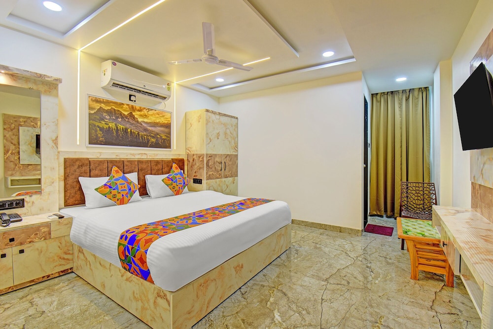 Fabhotel Relax Inn