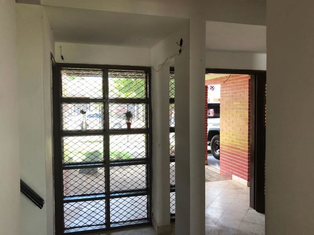 Residencia Lambare