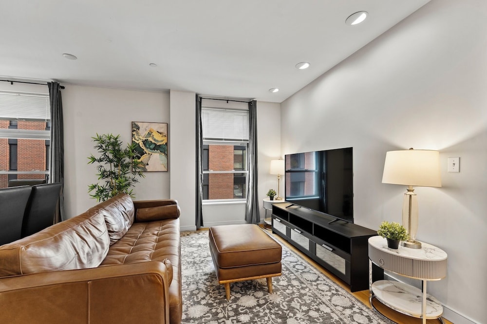 Furnished Apartment near BMC