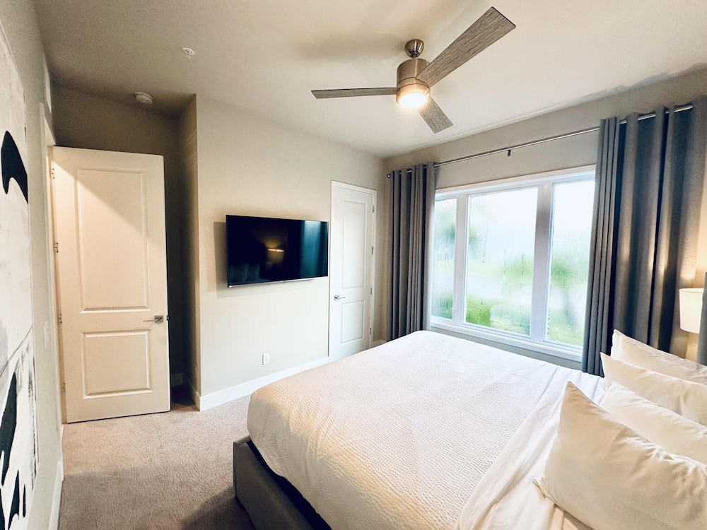 Beautiful Condo at Reunion