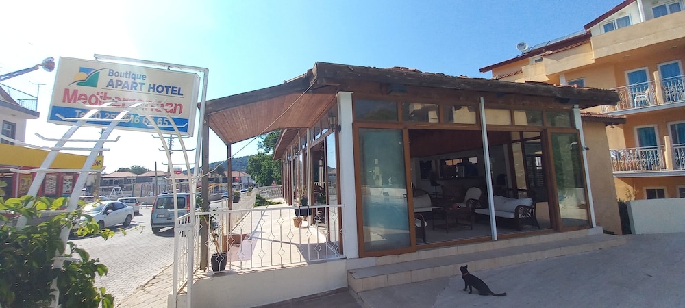 Mediterranean Apart Otel - Image 43
