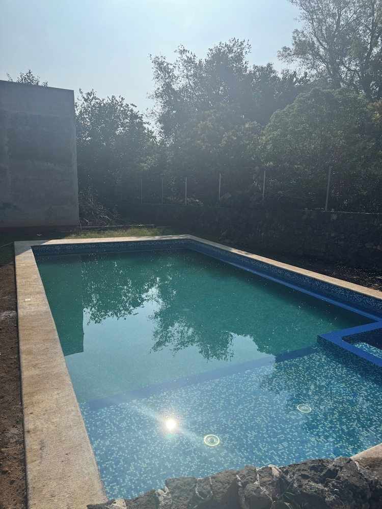 HOSTAL 38