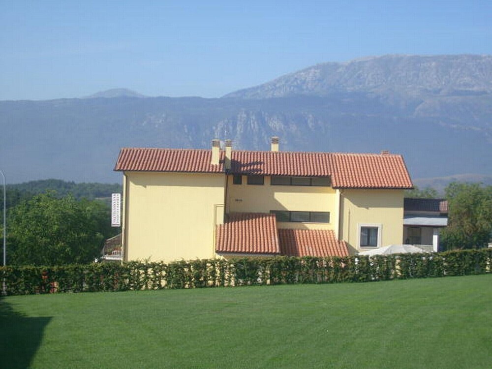 Photo 44