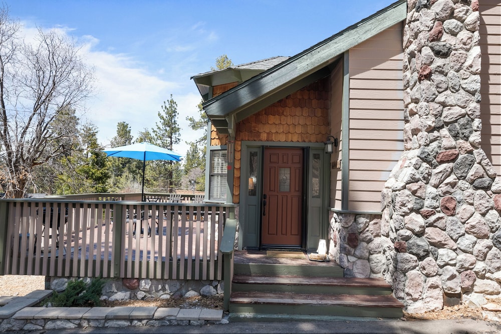 Acorn Cottage