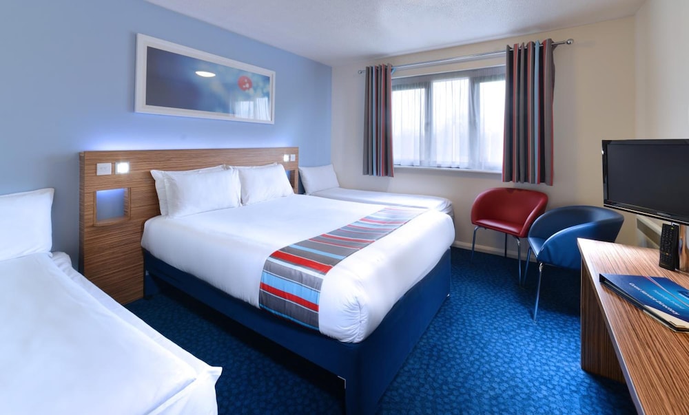 Limerick Vacations - Travelodge Hotel Limerick Ennis Road - Property Image 1