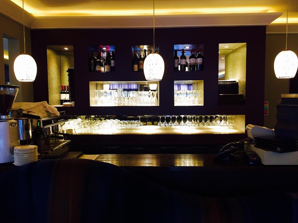 Kilkenny Vacations - Zuni Hotel Kilkenny - Property Image 1