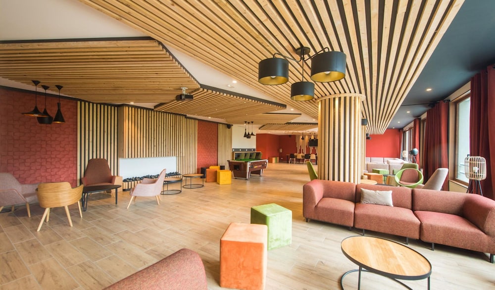 Apartment in Le Corbier With Spa & Pool