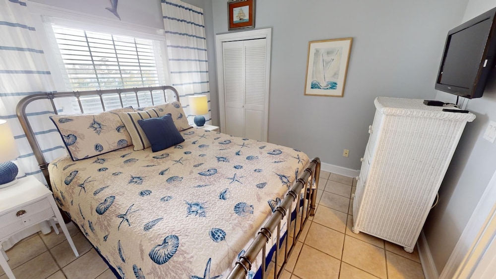 Bay View Villas 3 by Tybee Vacation Rentals