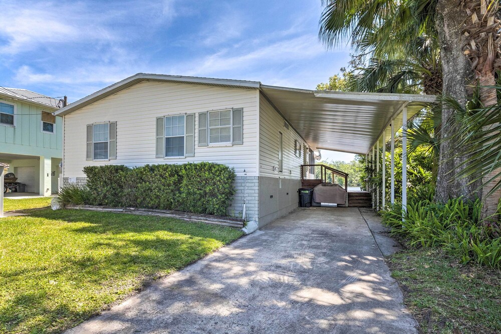 Angler's Getaway: Homosassa Home w/ Boat Dock! view 3