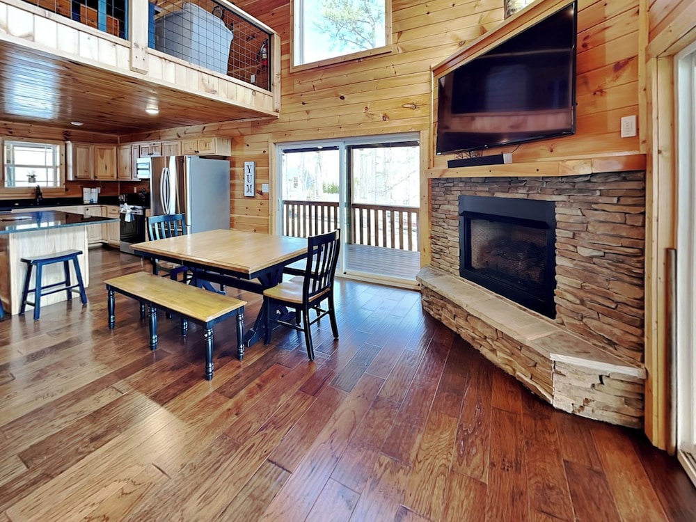 Rainbow Falls Retreat by Jackson Mountain Rentals
