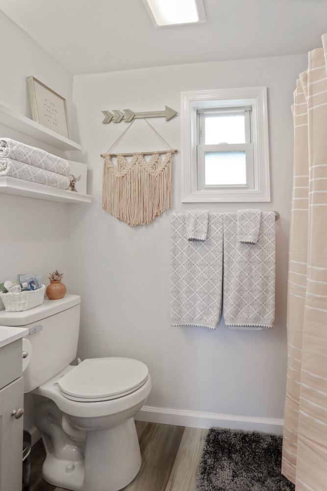 Martinsburg Vacations - The Knolls - Property Image 34