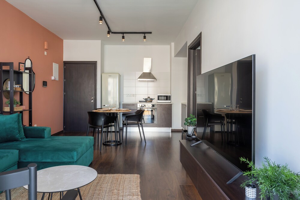 Harbor Apartments in Larnaca