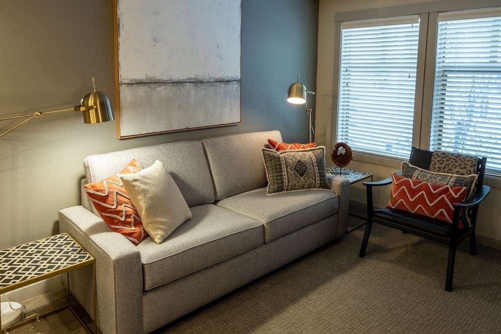 Eagle Springs East - 2 Bedroom Condos in Solitude UT