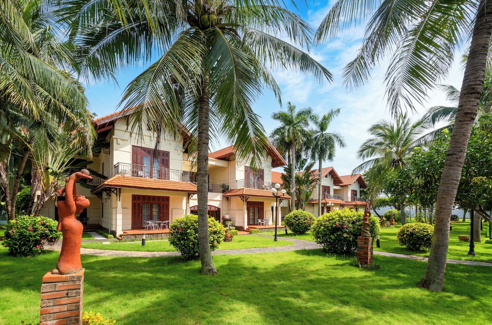 Tuan Chau Resort Ha Long