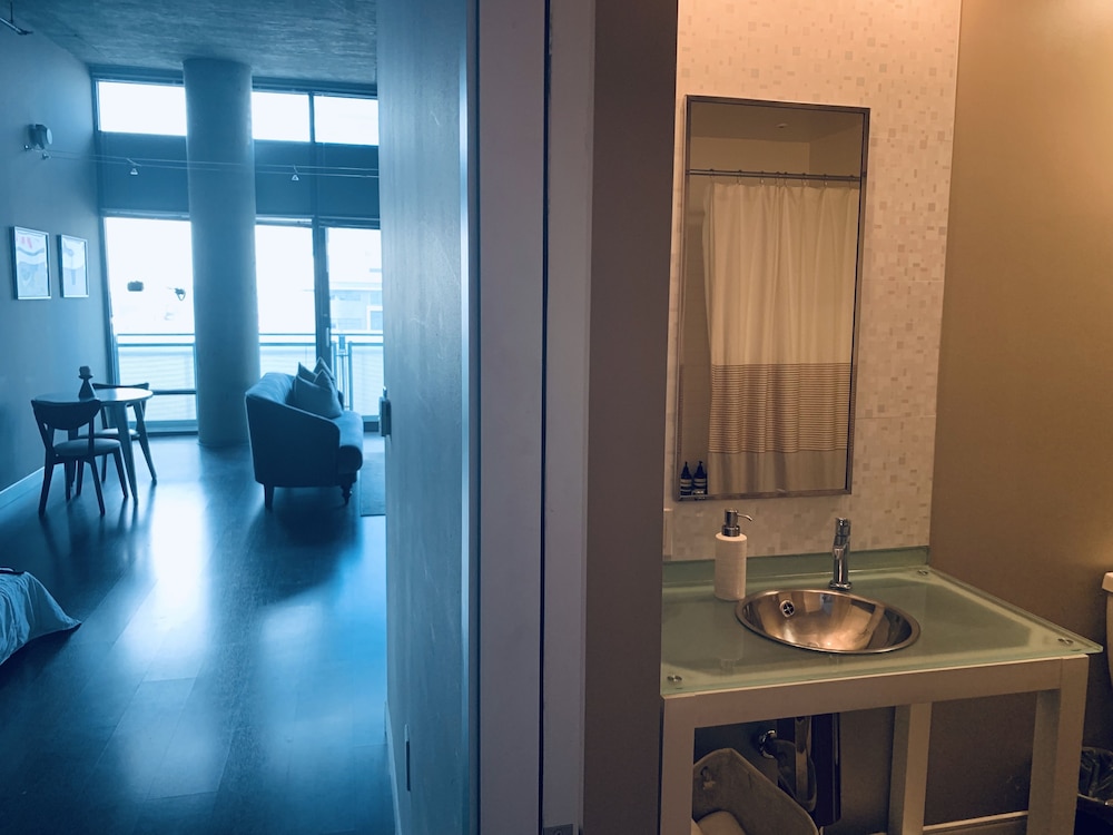New Lyfe Finest Luxury Apartment