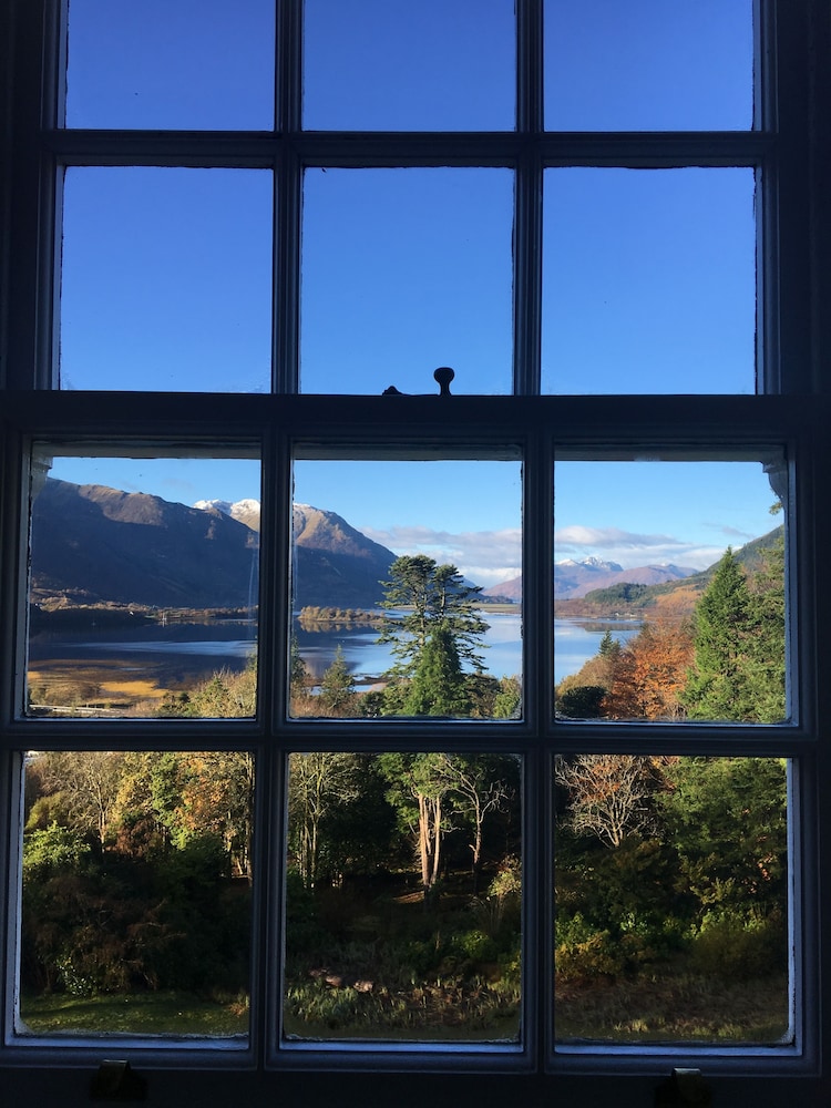 Glencoe House
