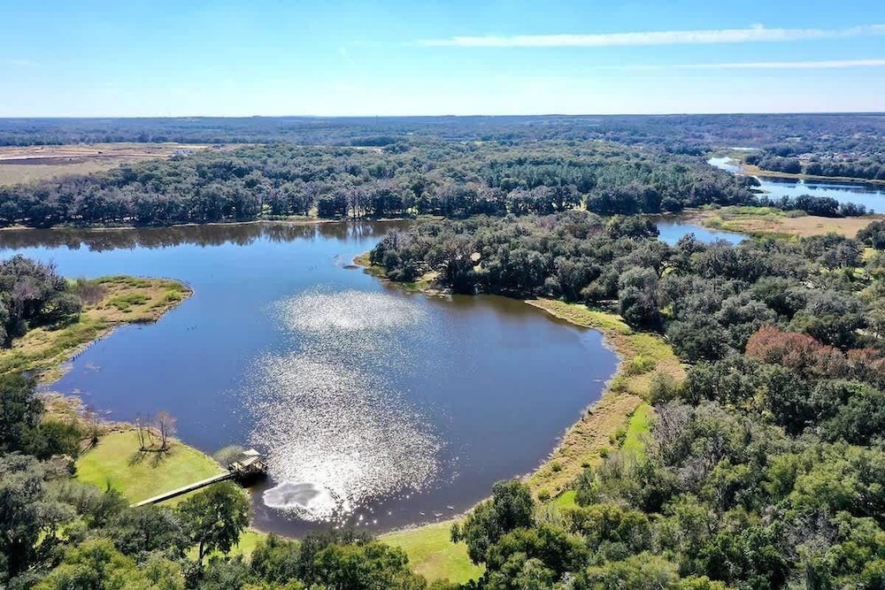 Executive 5 Bedroom Pool Home, Dade City!